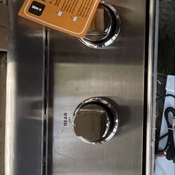 Cooktop Too Of Line , Gas Cooktop