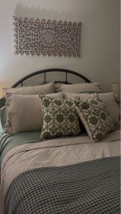 Wrought Iron full size bed with mattress