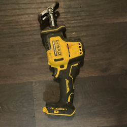 Dewalt Atomic Compact Series Reciprocating Saw