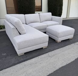 Thomasville Drayden 3-Piece Sectional (Light Gray) *FREE DELIVERY 🚚* 
