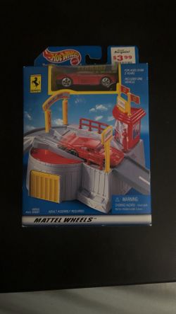 1999 Hot wheels Ferrari dealership set