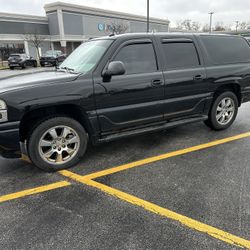 2005 GMC Yukon Denali XL (part out)