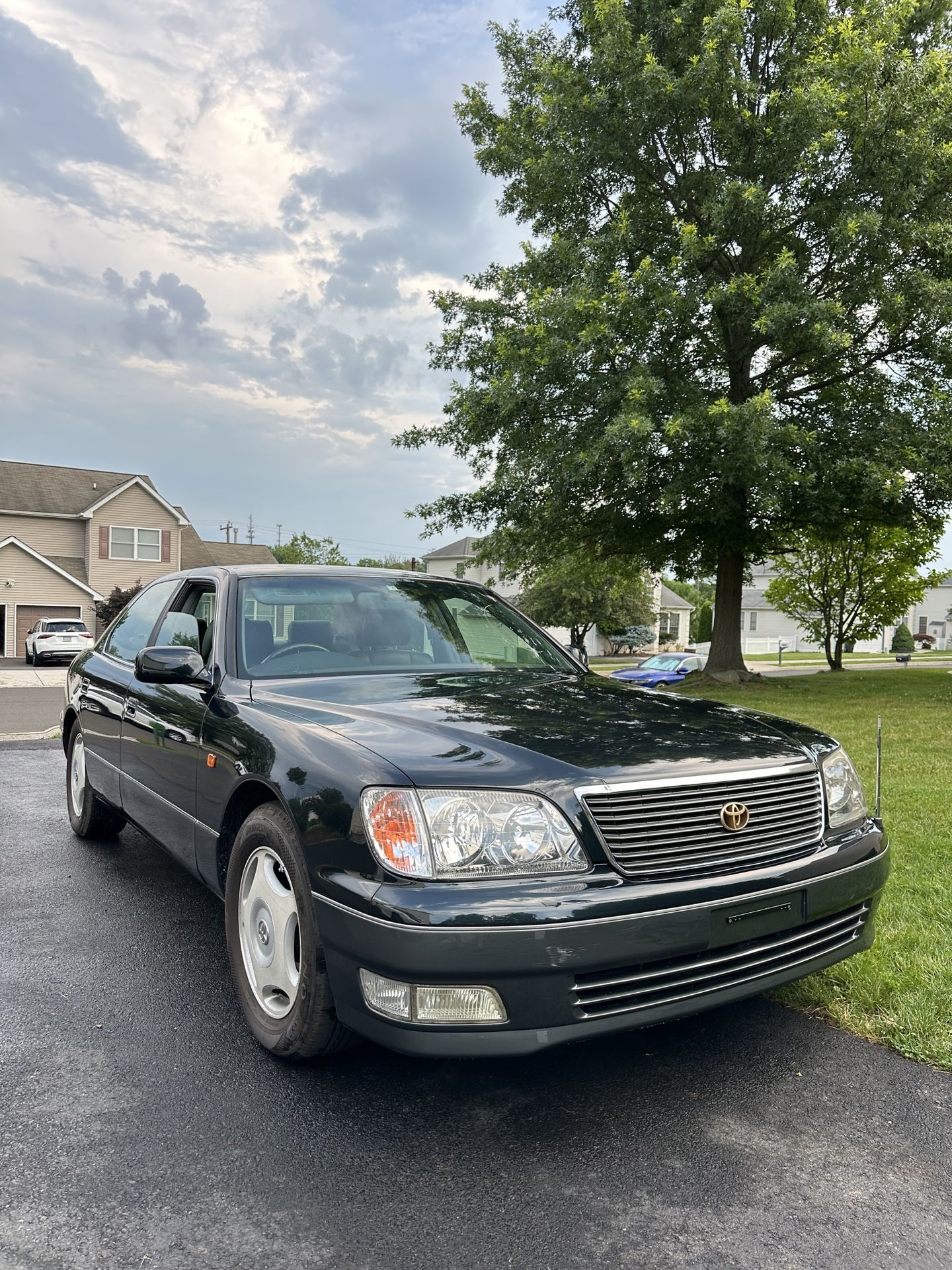 1998 Lexus LS 400