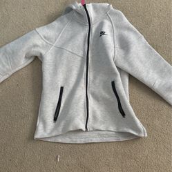 Unisex White Nike Tech Small