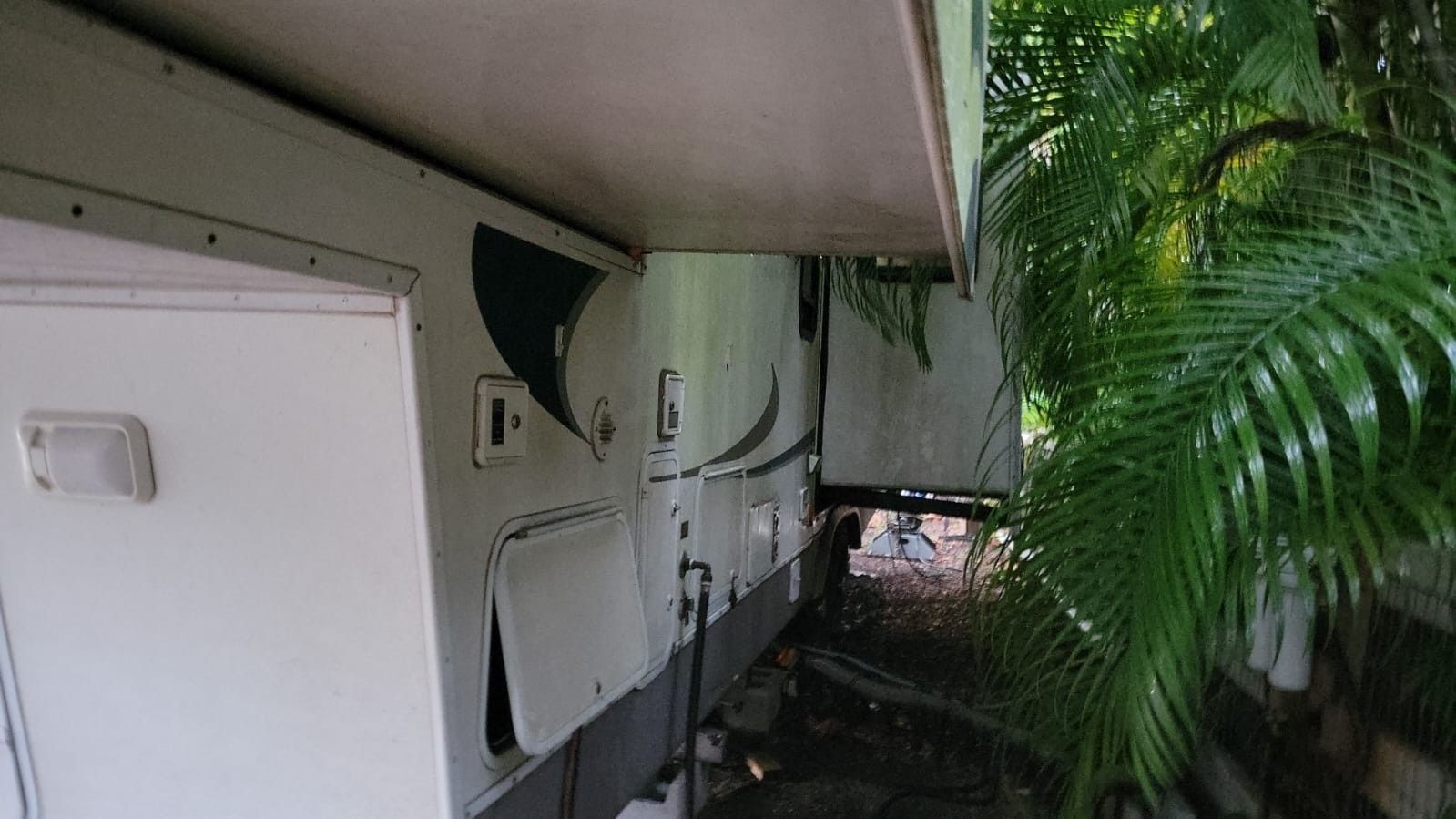 RV 2001