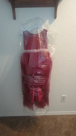 Girls Size 6 Burgandy Dress
