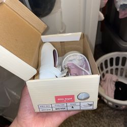 Toddler Girl Sz 4 New Shoes 