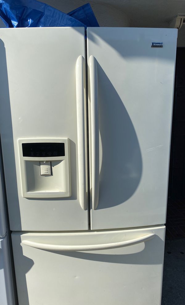 Kenmore elite 3 door refrigerator almond color!!! for Sale in Vallejo