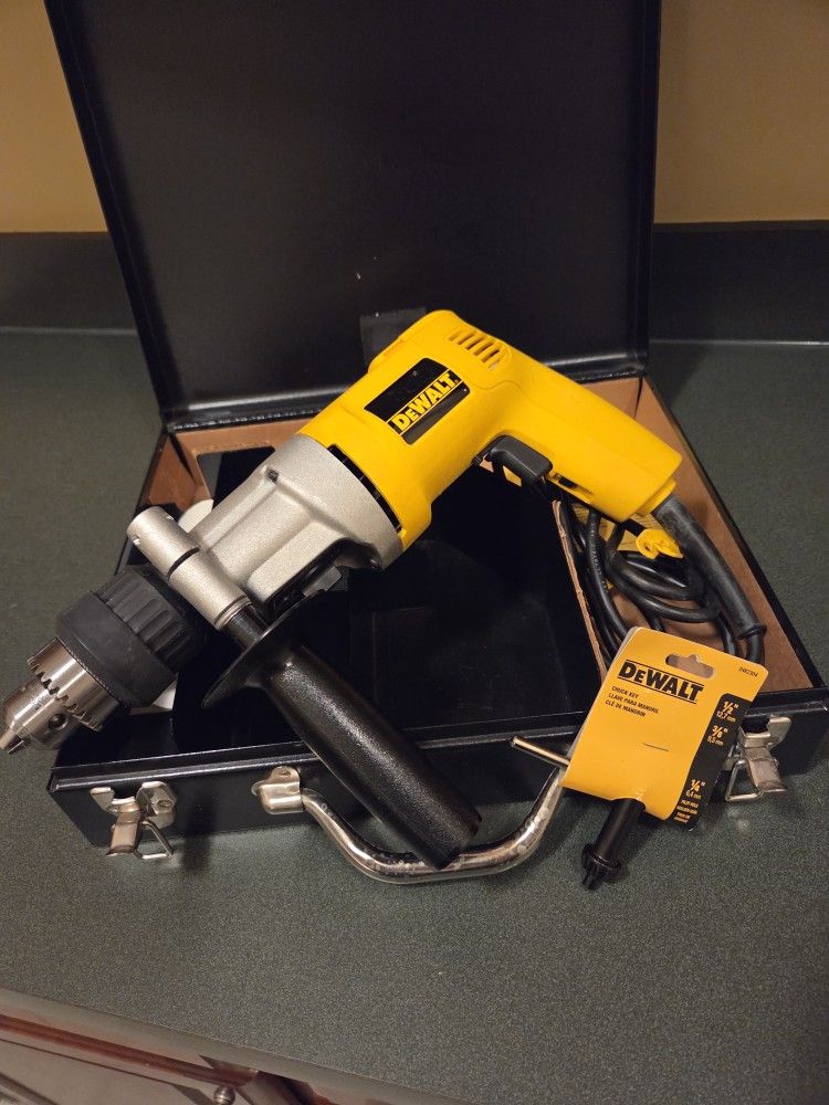 DEWALT POWER TOOL DRILL