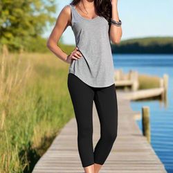 NEW Womens Black Capri Leggings Soft As Lularoe OS/TC/TC2 