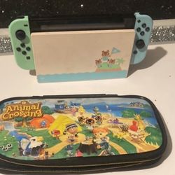 Nintendo switch Animal Crossing Edition