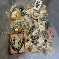 Fashion Jewelry Lot(30 Pounds)