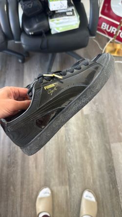 Puma Clyde Shoes SIZE 9