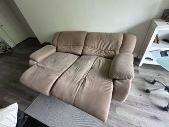 Recliner sofa