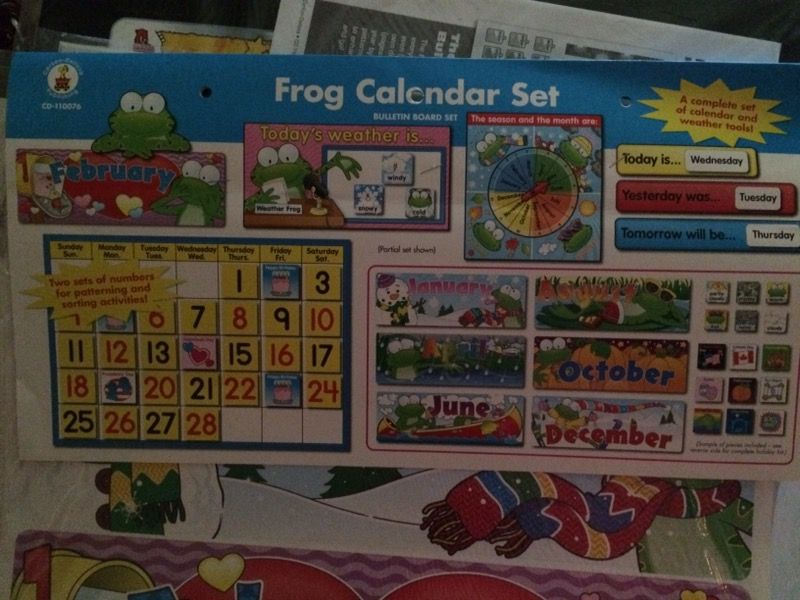 Bulletin board! Frog calendar set!! NEW in box!!!