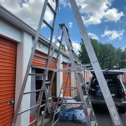 12' Aluminum Ladder