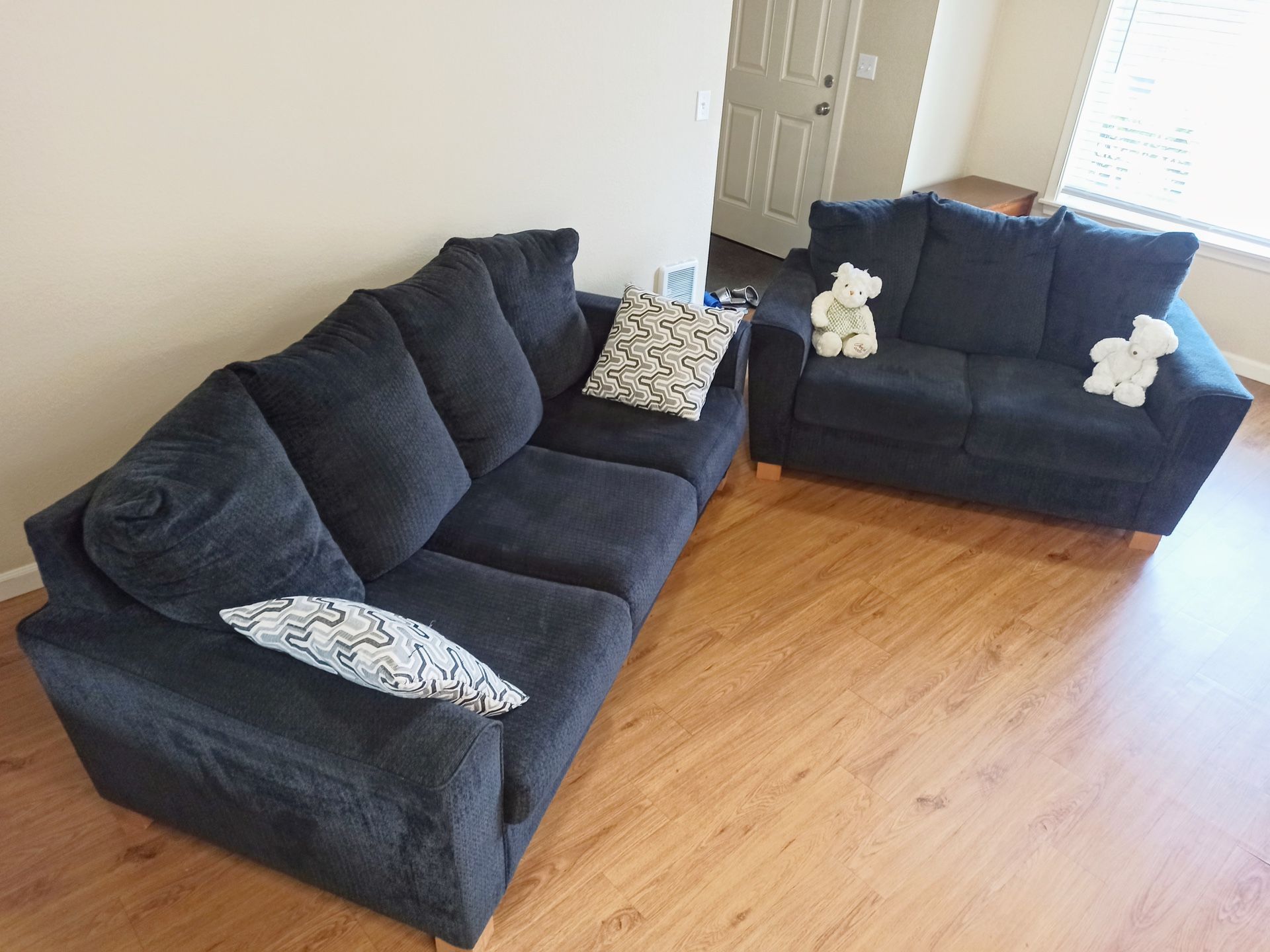sofas set