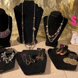 Paparazzi Jewelry - Inventory Reduction sale!! 