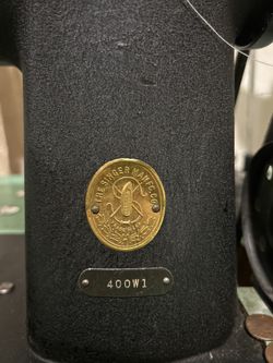 Singer sewing machine 400 W1 Industrial