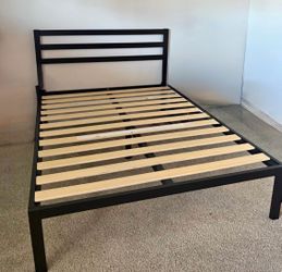 Full size bedframe