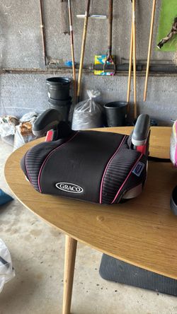 Toddler / kids booster seats + seat protector and organizer