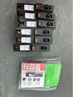 Square D Homeline 15-Amp & 20-Amp Pole Plug-On Circuit Breaker