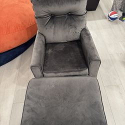 Rocking Chair With Ottoman 