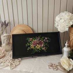 Beautiful Vintage Floral Tole Tray 
