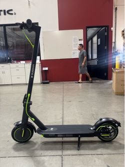 Electric scooter