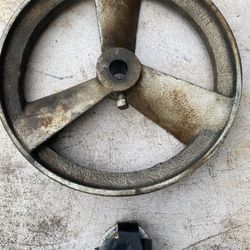 PULLEY OFF OF SPEED AIR COMPRESSOR