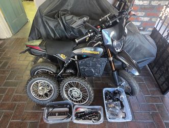 13,000w Custom Razor SX500 full lights, Airshocks front & back, 72v 200amp 32AH Battery, + extra