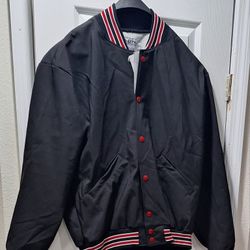 (BB -  6)   BLACK NYLON SPORTS JACKET Was