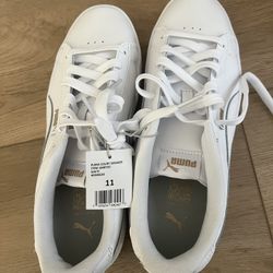 Women’s Puma Sneakers -NEW IN BOX - Size 11
