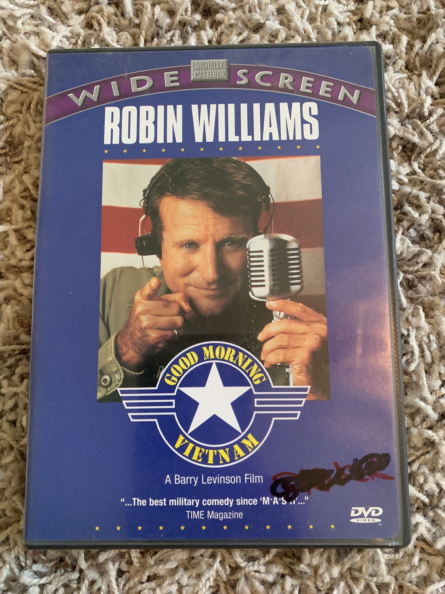 Robin Williams in good morning Vietnam on DVD