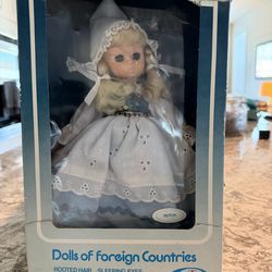 Vintage Dutch Girl doll from the "Dolls of Foreign Countries" series produced by Playmates