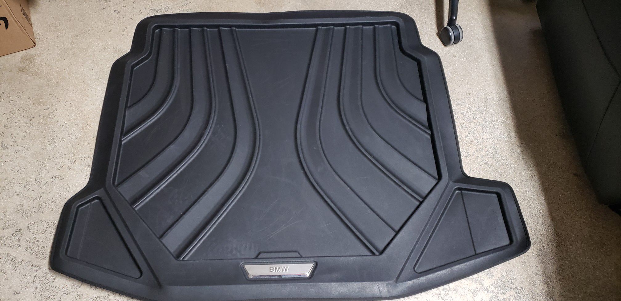 BMW x5 Oem all weather rubber luggage compartment mat