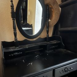 Vanity & Stool