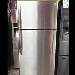 GE Refrigerator