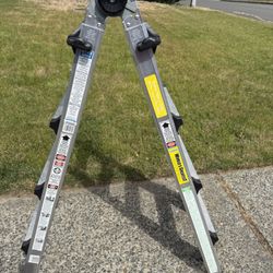Cocos 18’ Multi-position Ladder