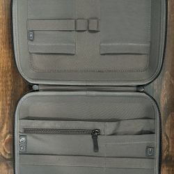 Lenovo tech accesory case