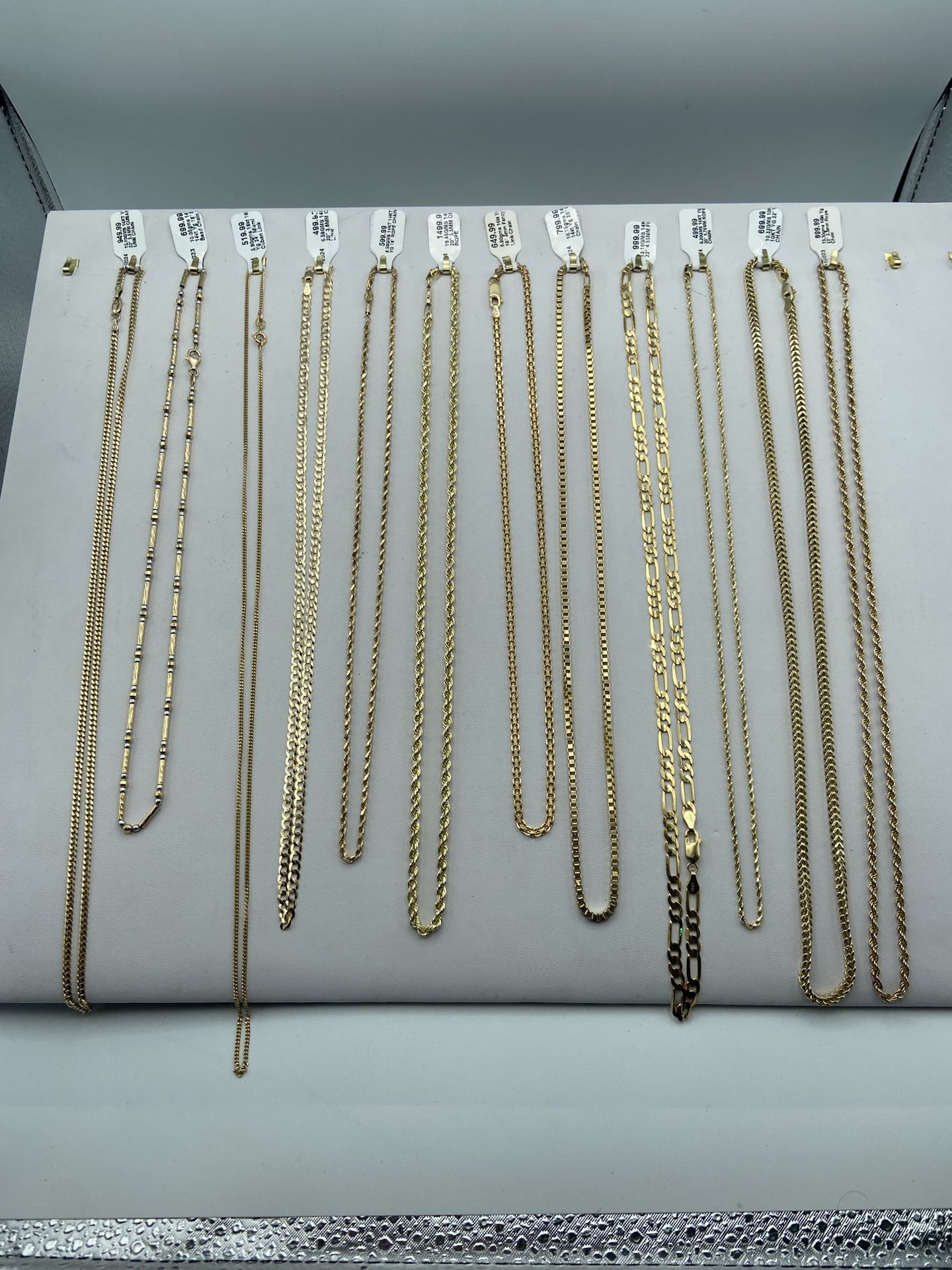 Assorted Gold Chains 