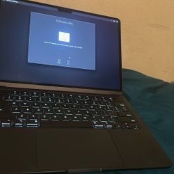 2022 Macbook Air M2 13”