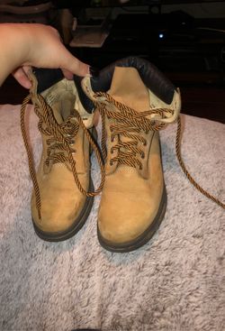 Women’s boots 7.5