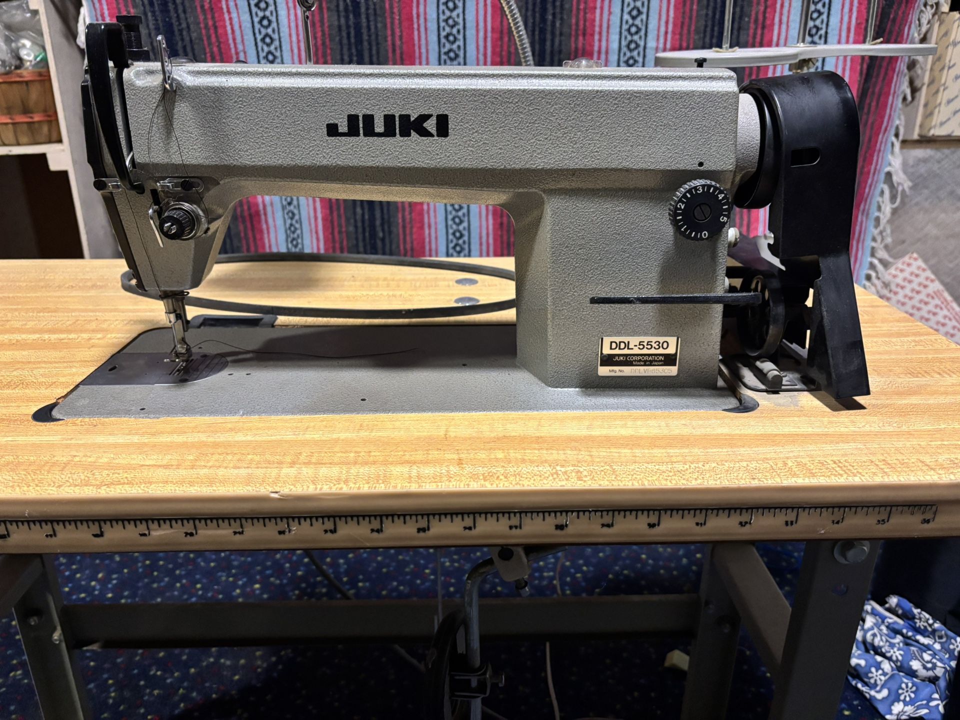 JUKI - DDL5530 W/ Sewing Table