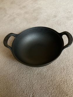 Black iron skillet