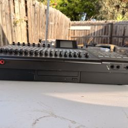 Tascam Portastudio 2488 Neo