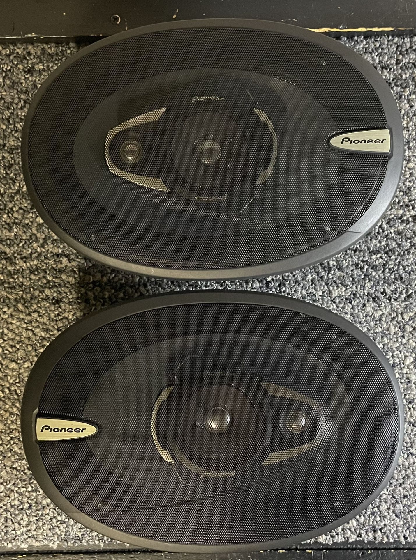 Pioneer TS-A698 6x9 3 Way Coaxial Speakers