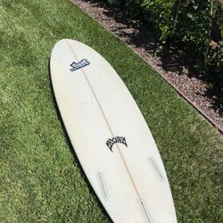 Surfboard- LOST-  The Rocket  6’2