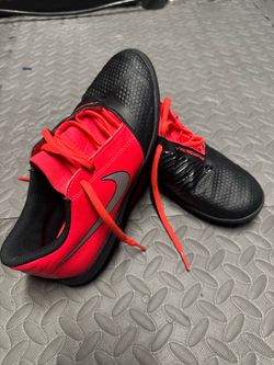 Nike phantom venom indoor soccer women size 6.5