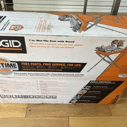 New In Box Ridgid Tiles Saw 7”  R4031S